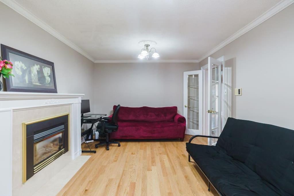 Beautiful Home 4 Bed, 3 Bath, Garage, Backyard! Mississauga Ngoại thất bức ảnh